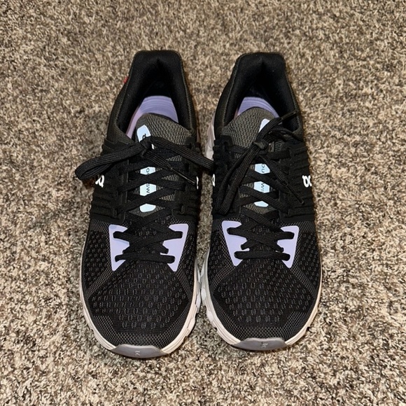 On Cloud Women's Black Sneakers - Picture 2 of 2